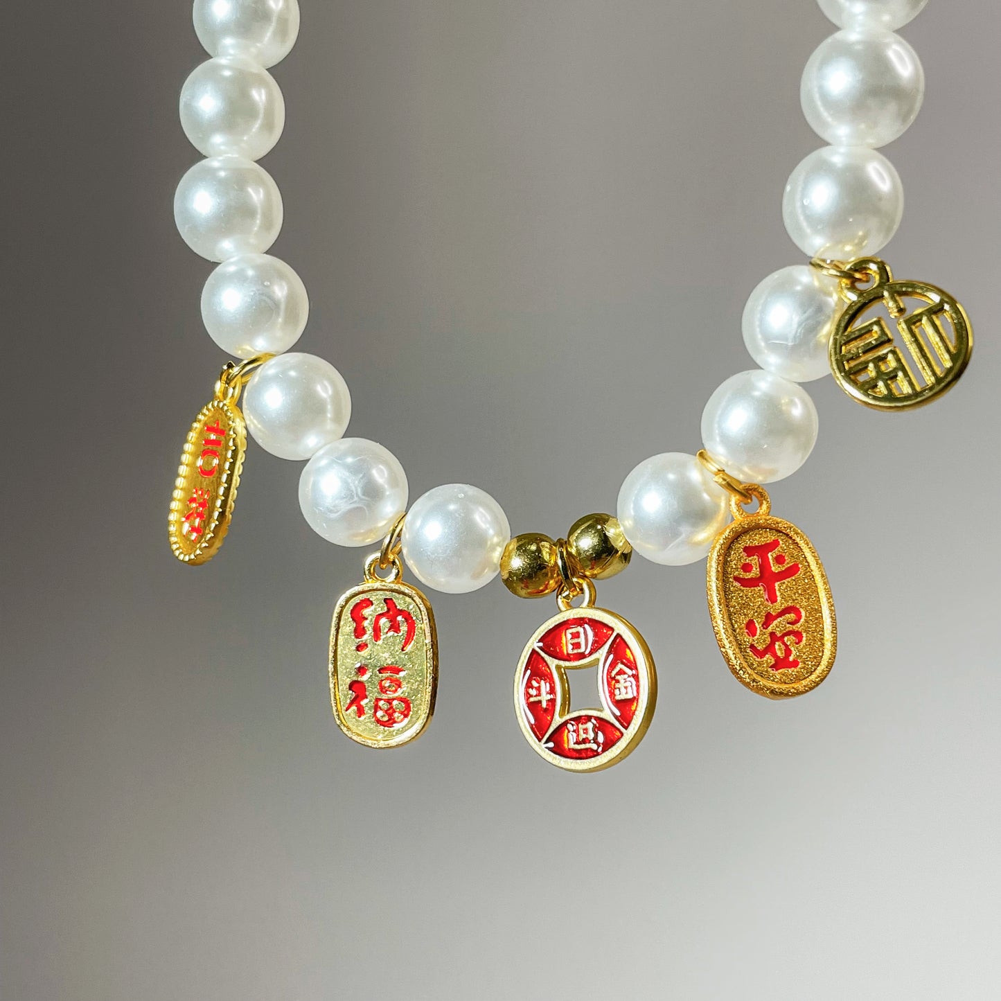 Pet Pearl Necklace -  Safe Charm for pets, Bring Luck and Prosperity